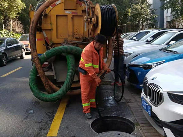 扎兰屯排污管道清淤